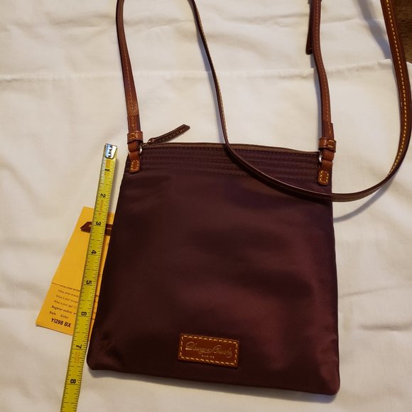 Dooney & Bourke Handbags - Dooney and Bourke YI298 BX New